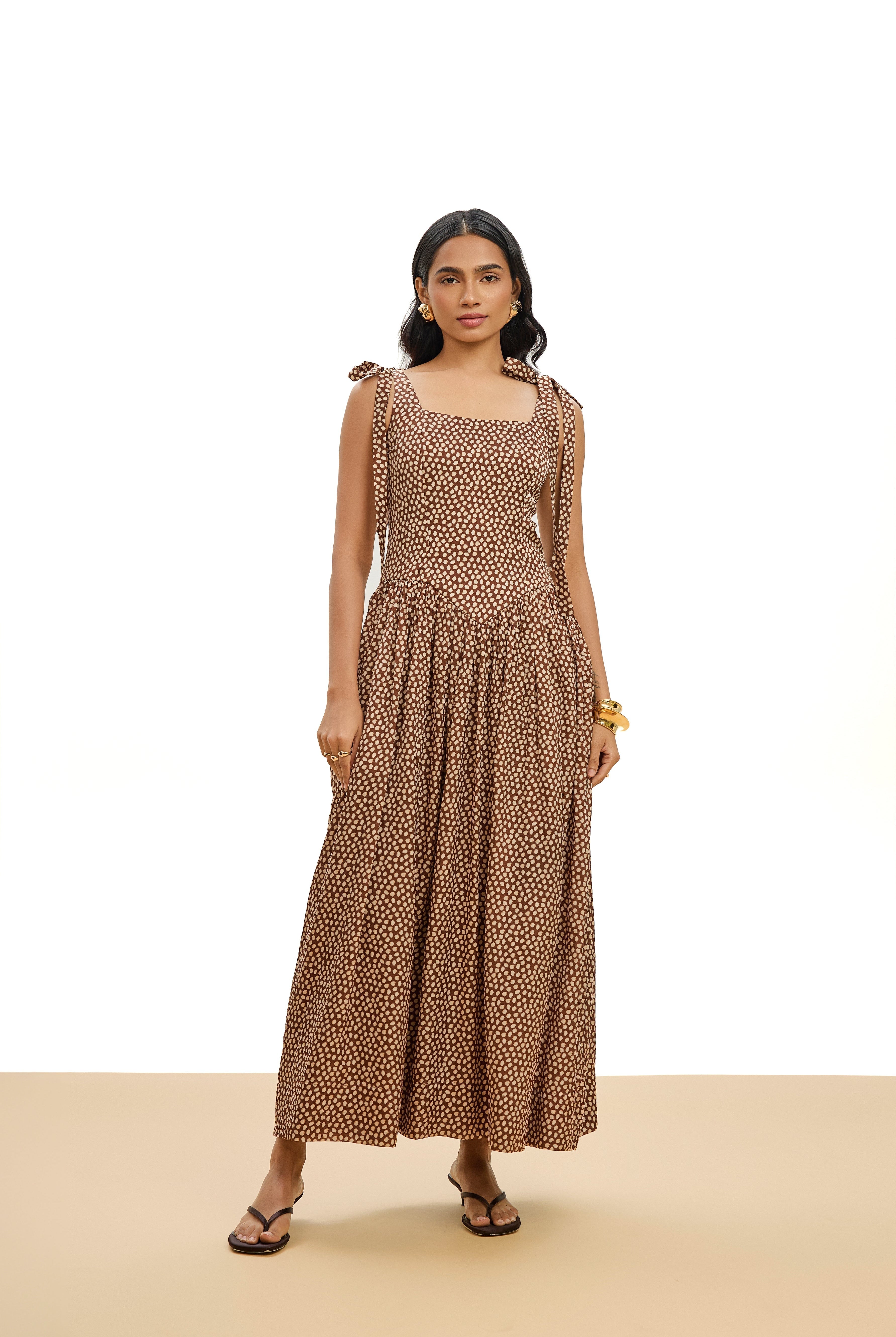 10 Tips to Find the Best Midi Dress for Your Style
