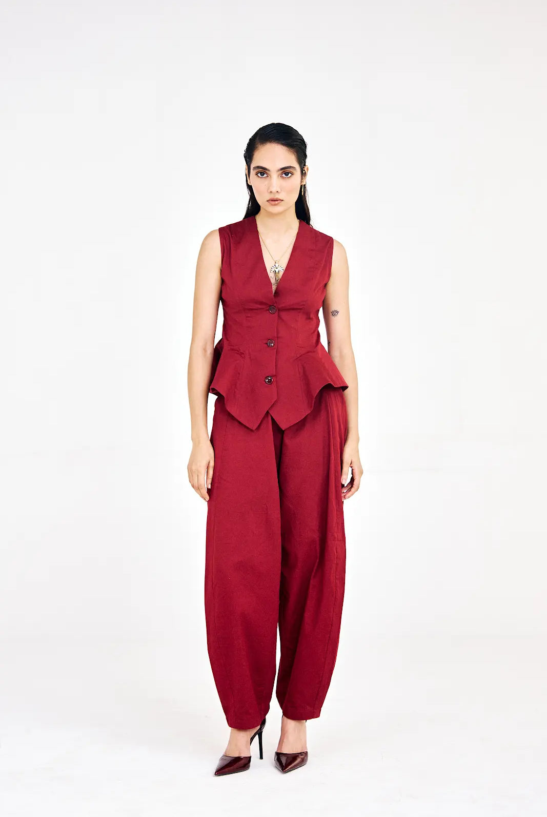 10 Daily Wear Outfit Ideas for Professional Women Who Prefer Luxury