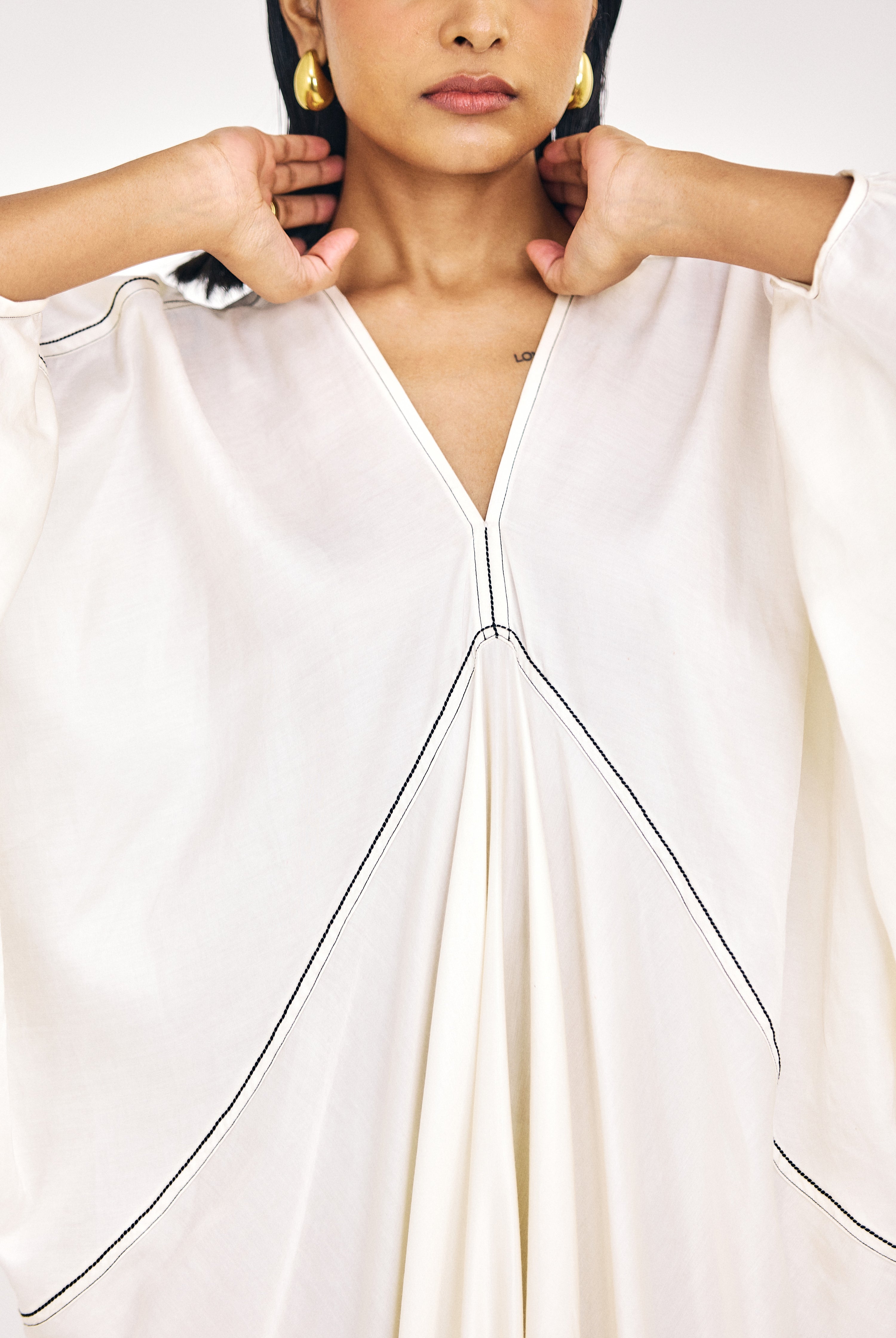 Women’s striped cotton satin kaftan with breathable, airy silhouette