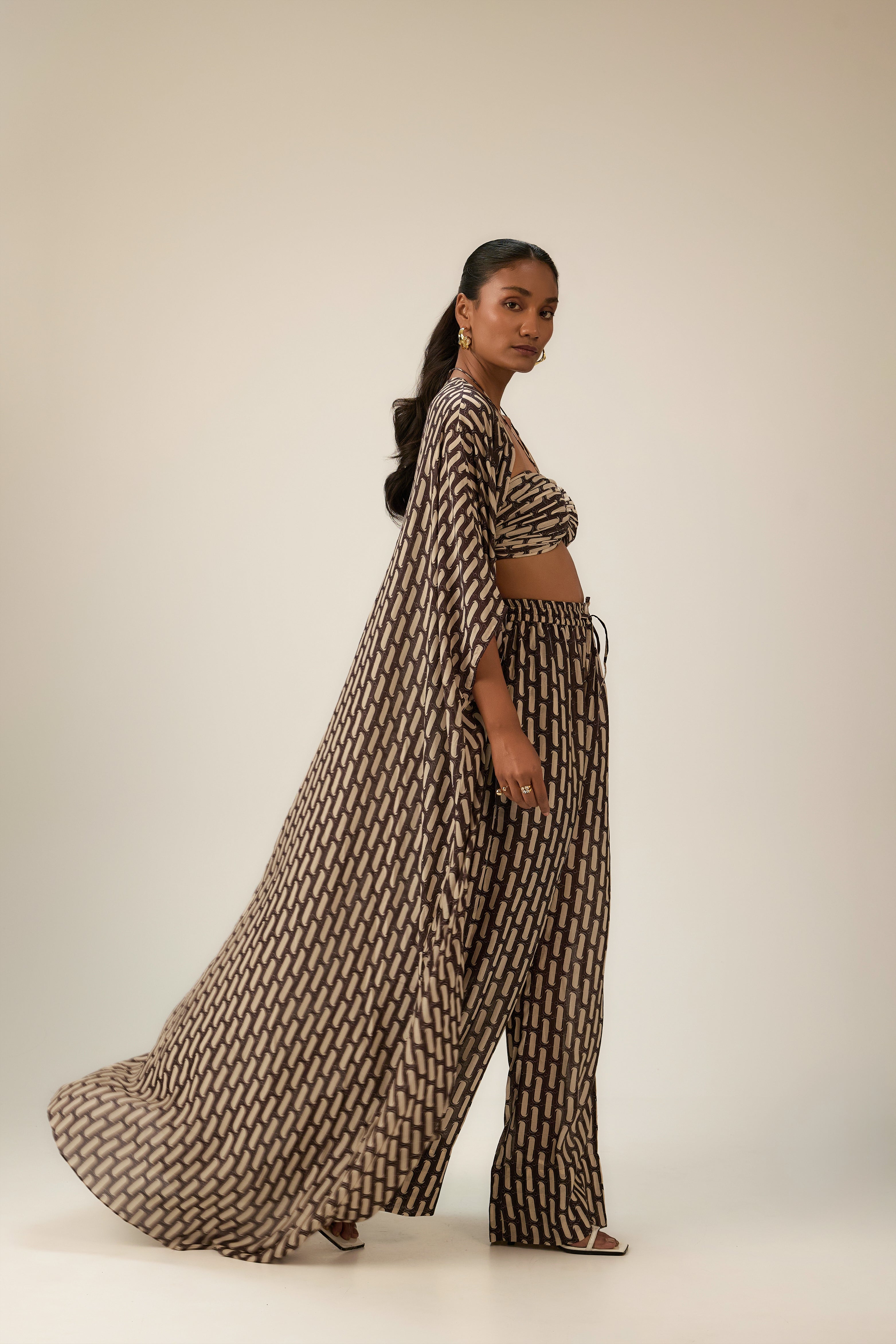 Chic geometric print set designed for vacation styling