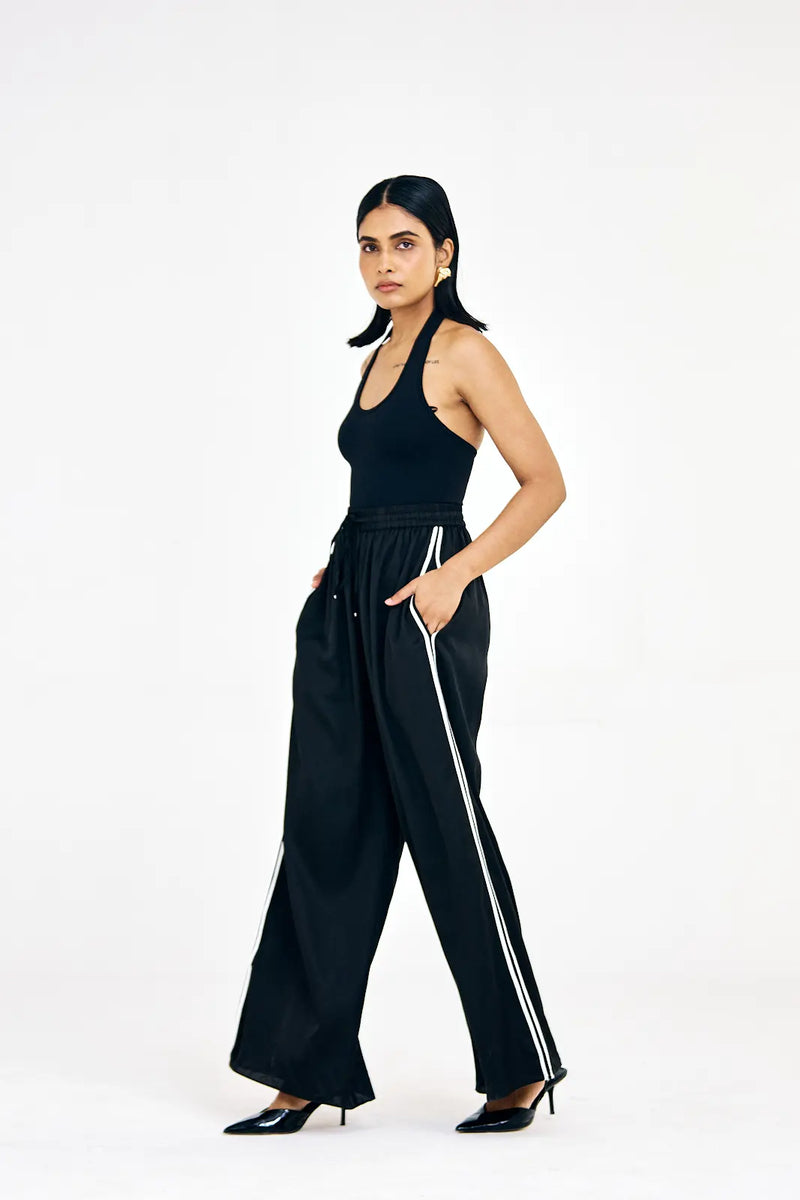 NAINA PANT BLACK – Nouria