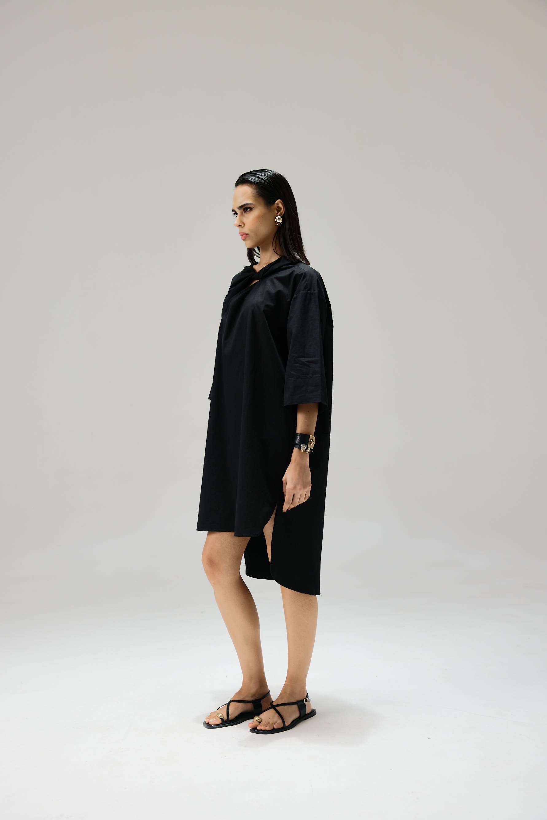 Oversized cotton percale dress with modern knotted neckline