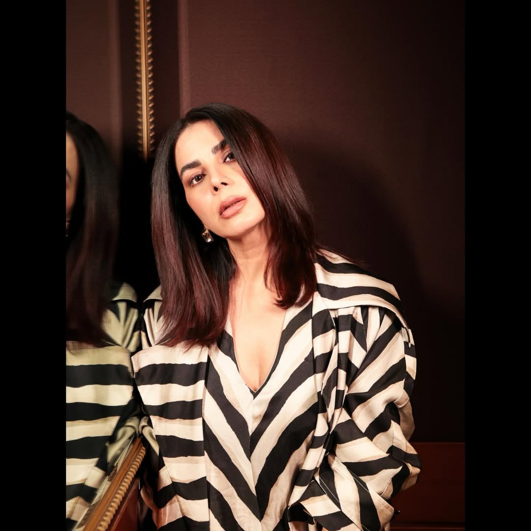 Statement fall co-ord set blending sharp tailoring and playful ease